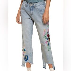 POL Floral Embroidered Cropped Distressed Jeans Size Small
